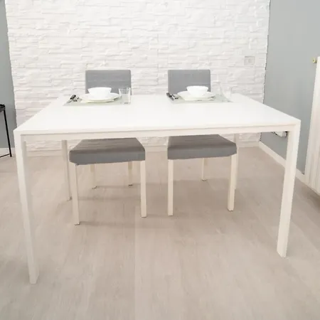 Nuovo Vicino Aeroporto Malpensa Apartment