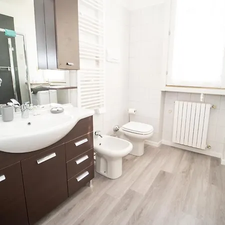 Nuovo Vicino Aeroporto Malpensa Apartment Gallarate